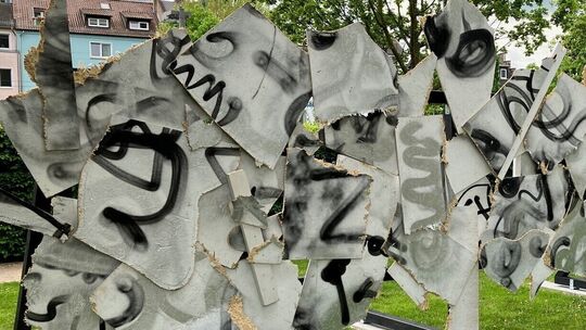 Triennale Kunstwerke Front neu erstellt