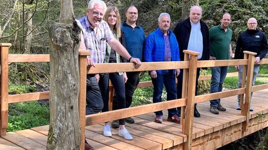 5_foto_brucke_gruppe_vg_presse_martina_vogel