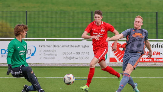 Rheinlandliga Saison 22/23
Spiel HWW Niederrossbach - SG Ellscheid
am 13.05.2023 in Niederrossbach, Kunstrasenplatz
