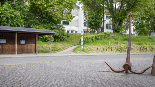 Bushaltestelle Grundschule Zell