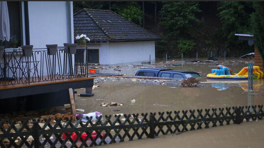 2021-11-03-13_27_44-starkregen_-schon-wieder-land-unter-in-isenburg-mit-video-kreis-neuwied-rhv11