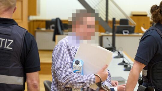 Fortsetzung Prozess ·Vereinte Patrioten·