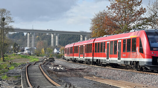 Remagen Erster Zug nach Ahrweiler nach der Flut