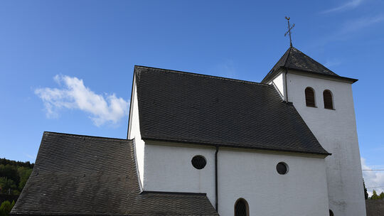 foto-2-kirche-in-nohen