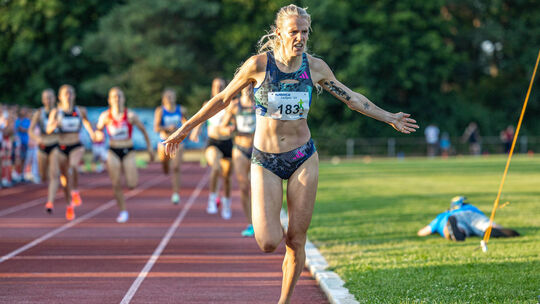 Merck-Laufgala; Pfungstadt, 21.06.2023 Majtie Kolberg (LG Kreis Ahrweiler); Merck-Laufgala im TSV Stadion in Pfungstadt