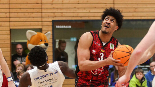 Germany, Bochum, 11.02.2023, Rundsporthalle, VfL SparkassenStars Bochum vs. Bayer Giants Leverkusen - Barmer zweite Bask