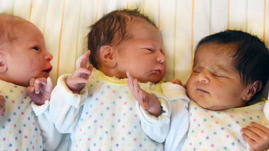 Baby-Hoch im St. Elisabeth und St.Barbara in Halle