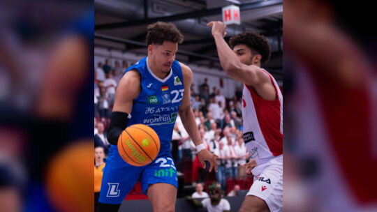 ProA: Playoff-Viertelfinale Spiel 4 - Artland Dragons vs. PS Karlsruhe Lions, 12.05.2023 Maurice Marko Pluskota (PS Karl