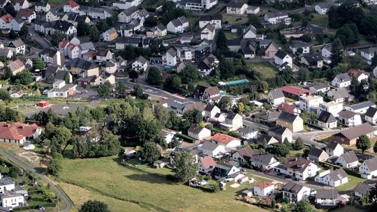 001_staudt-aus-der-luft