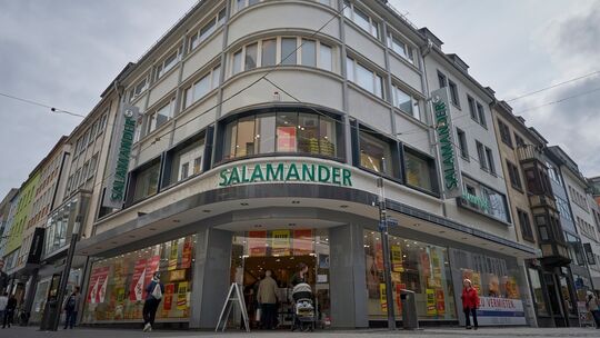Schuhhändler Salamander