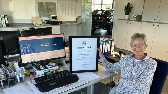 Inge Hannappel, 50-jähriges Betriebsjubiläum Autohaus Kegler Herschbach