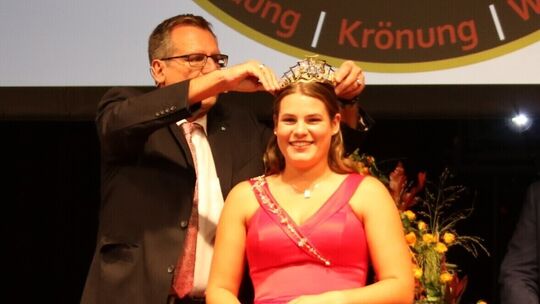 Annalena Baum Rheinhessische Weinkönigin