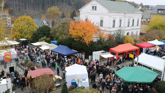 beliebig-zum-text-stadtfest-von-oben