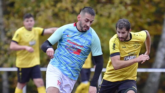 Fussball, Kreisliga B2, VfL Oberlahr-Flammersfeld vs. SG Hammerland Bruchertseifen-Eichelhardt, 05.11.2023