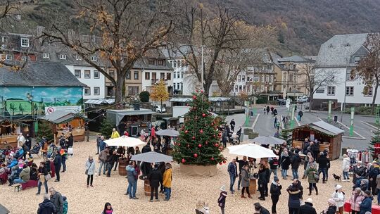 weihnachtsmarkt-cochem