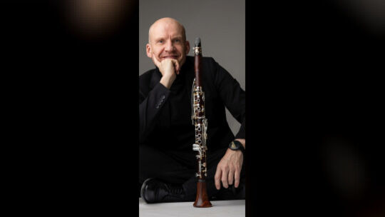 Roeland Hendrikx ist der Solist beim Auftritt des Staatsorchester Rheinische Philharmonie am Freitag, 17. November, im Stadtth 231017_roeland_hendrikx-foto__zoemin