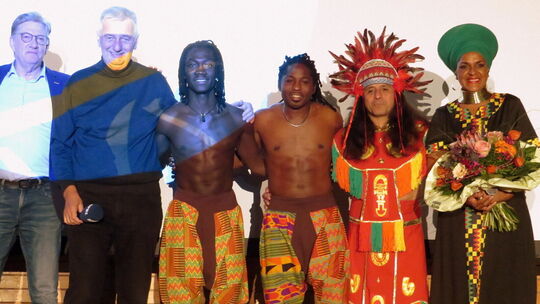 fly-help-ads-31123-abschlussfoto