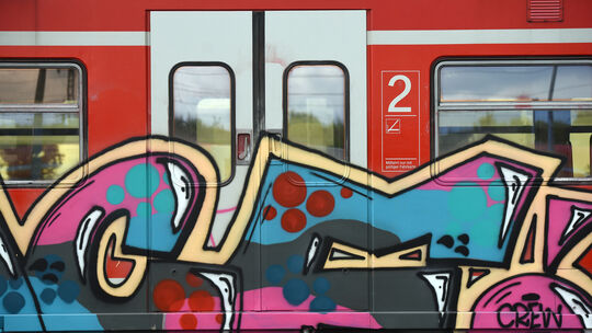 Deutsche Bahn stellt Graffitientfernungsanlage vor