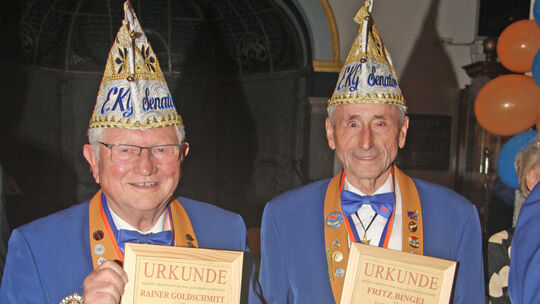 Wurden zu Ehrensenatoren ernannt: Rainer Goldschmitt (links) und Fritz Bingel. img_5366