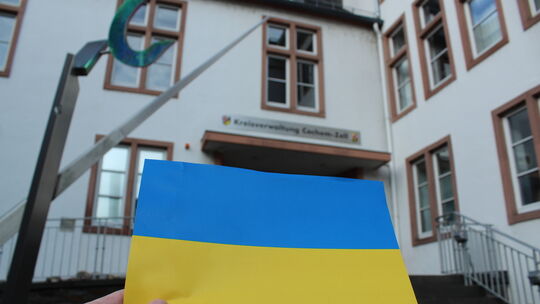 ukrainefluechtlinge_coczel_symbol-2