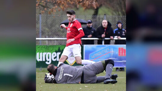 Fussball, Bezirksliga Ost, SG Neitersen-Altenkirchen vs. SG Müschenbach, 26.11.2023