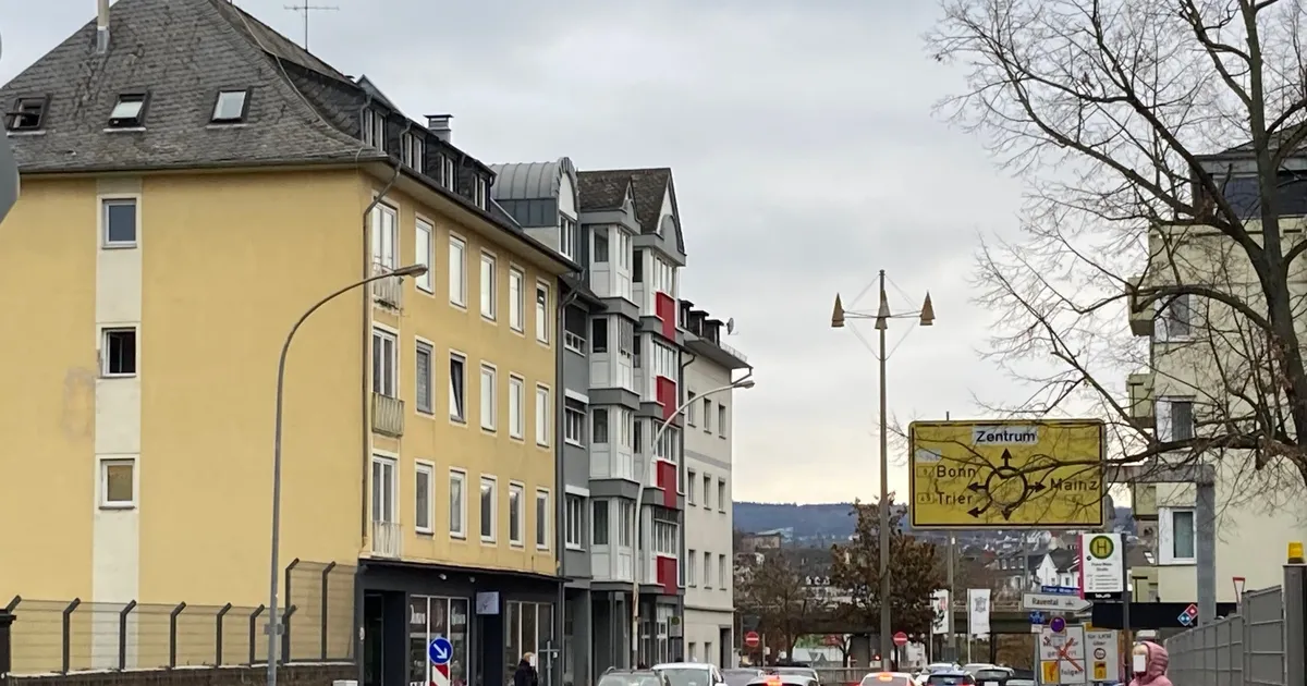 Schockierende Enthüllung: Warum Half Niemand Dem Bademeister? Die Fragen Nach Der Gewalttat! - s8eyvwj