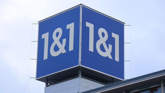 1&1