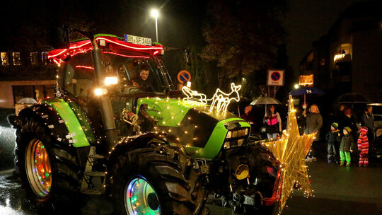 Lichterfahrt mit Traktoren: "Ein Funken Hoffnung"