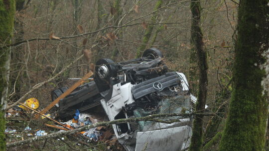 lkw_steilhang_beuren_k10_221223-14