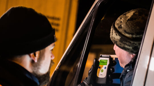 Alkoholkontrolle bei LKW-Fahrern