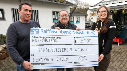 Tierheim Neuwied bekommt Spende