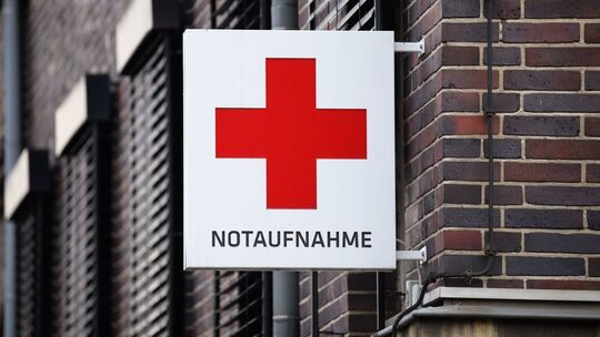 Schild einer Notaufnahme
