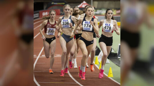 Deutsche Jugend-Hallenmeisterschaften U20; Dortmund, 25.02.2024 800m-Finale, v.l. Jana Marie Becker (Königsteiner LV), P