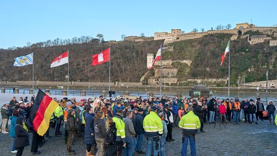 Demonstrationen von Landwirten und Reitern für eine faire Agrarpolitik