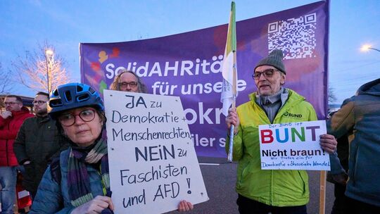Mahnwache: Wir passen auf! Koblenz bleibt bunt!