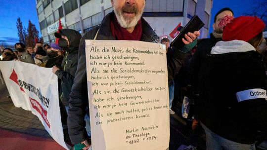 Mahnwache: Wir passen auf! Koblenz bleibt bunt!