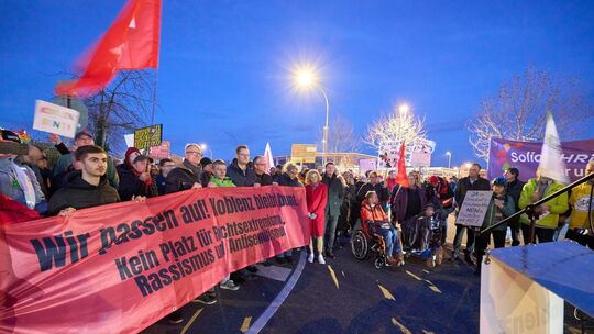Mahnwache: Wir passen auf! Koblenz bleibt bunt!