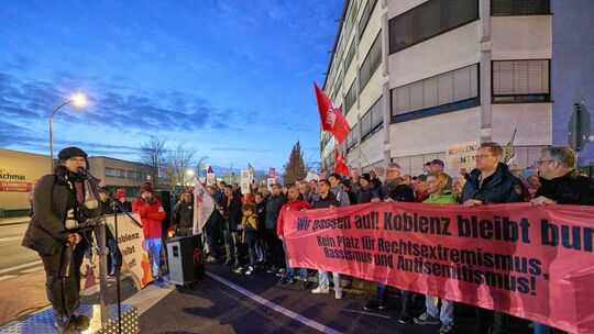 Mahnwache: Wir passen auf! Koblenz bleibt bunt!