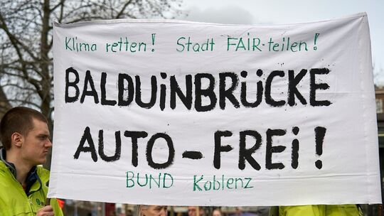 Fridays For Future und ver.di: Klimastreik für besseren ÖPNV