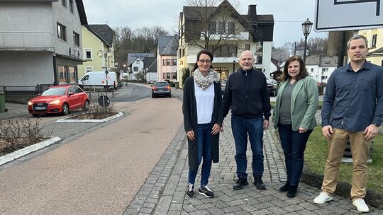 Schwerlastverkehr raus aus Niederelbert?