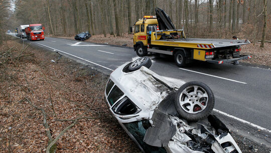 Schwerer Unfall mit Fahrerflucht bei Dierdorf
