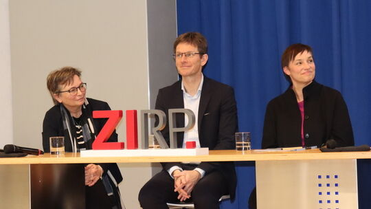zirp-podium-teil-rg-img_4283