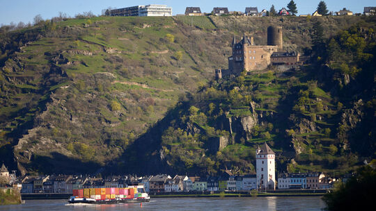 Frühlingswetter am Rhein