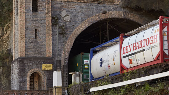 Streit um Bahntunnel bei Loreley