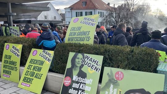 Politischer Aschermittwoch - Grüne - Bauernproteste
