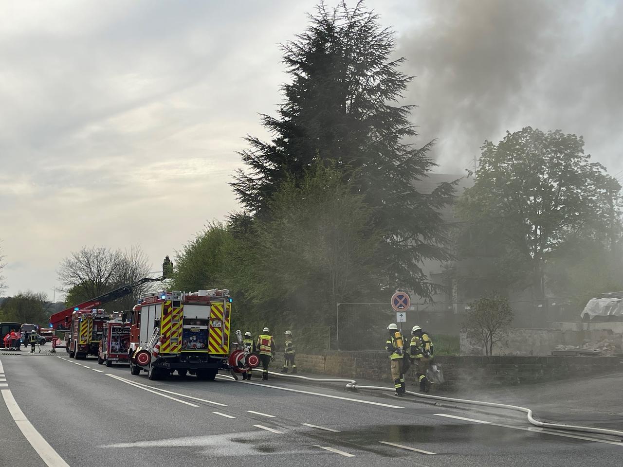 Neitersen: Großeinsatz der Feuerwehr wegen eines Wohnhausbrands