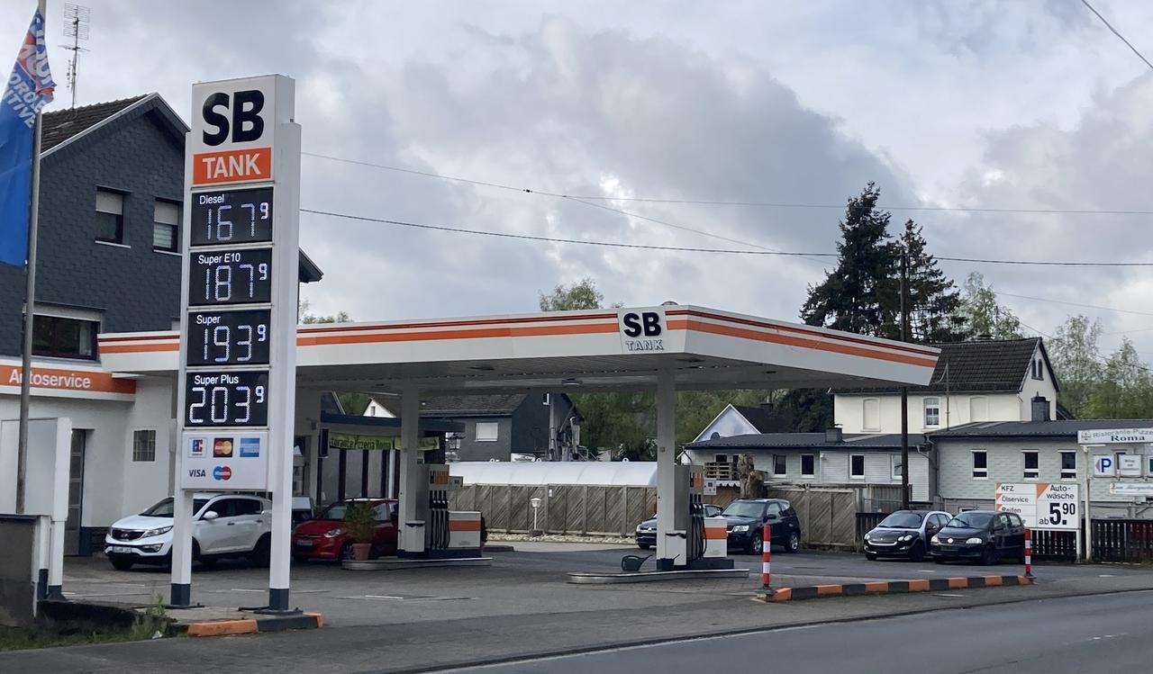 Überfall auf Tankstelle in Herdorf: Waffe wirft im Prozess Fragen auf