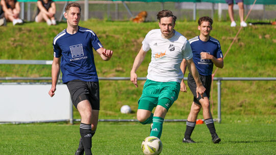 Kreisliga A1 Saison 23/24
Spiel SG Westerburg II - TuS Niederahr
am 11.05.2024 in Gemünden, Fronwiese