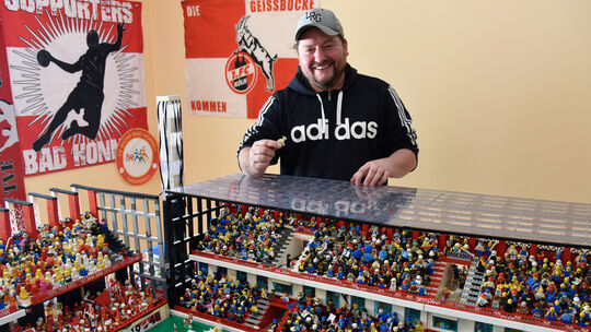 Lego-Fußballstadion in Ockenfels