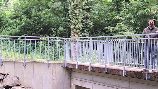 pi-284-2024-reparatur-der-hochwasser-schaden-an-der-abwasserrohr-und-fugangerbrucke-an-der-sagnesmuhle-in-mayen-abgeschlossen